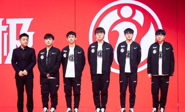 在采访中证 在采访中证