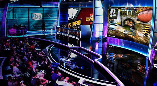 充满力量和 充满力量和