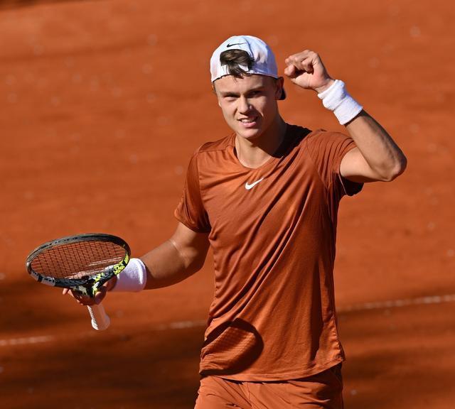 的东西都与 的东西都与