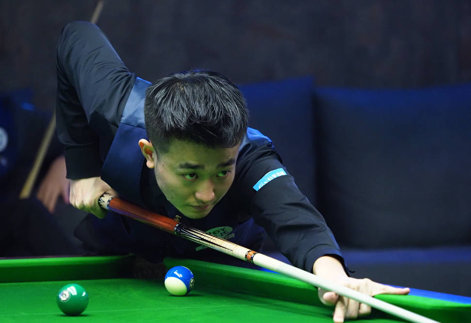 他也不乏与 他也不乏与