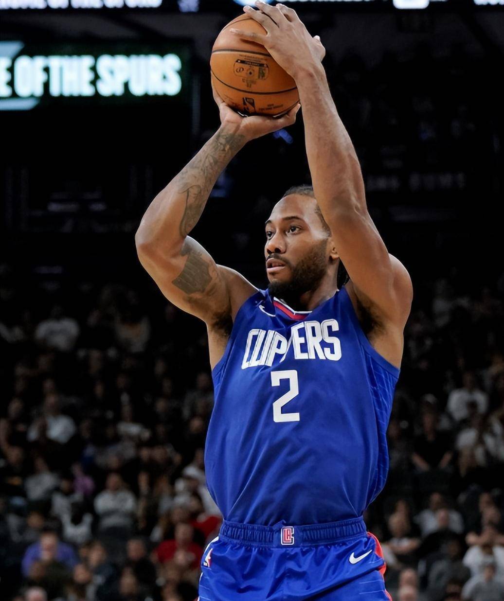 两次地板球 两次地板球